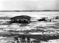 building hangar.jpg (1421214 bytes)